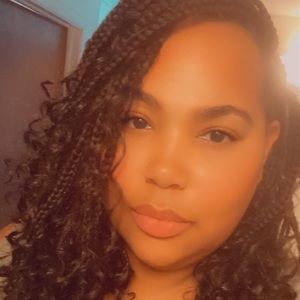 Meet your Posher, Tonya